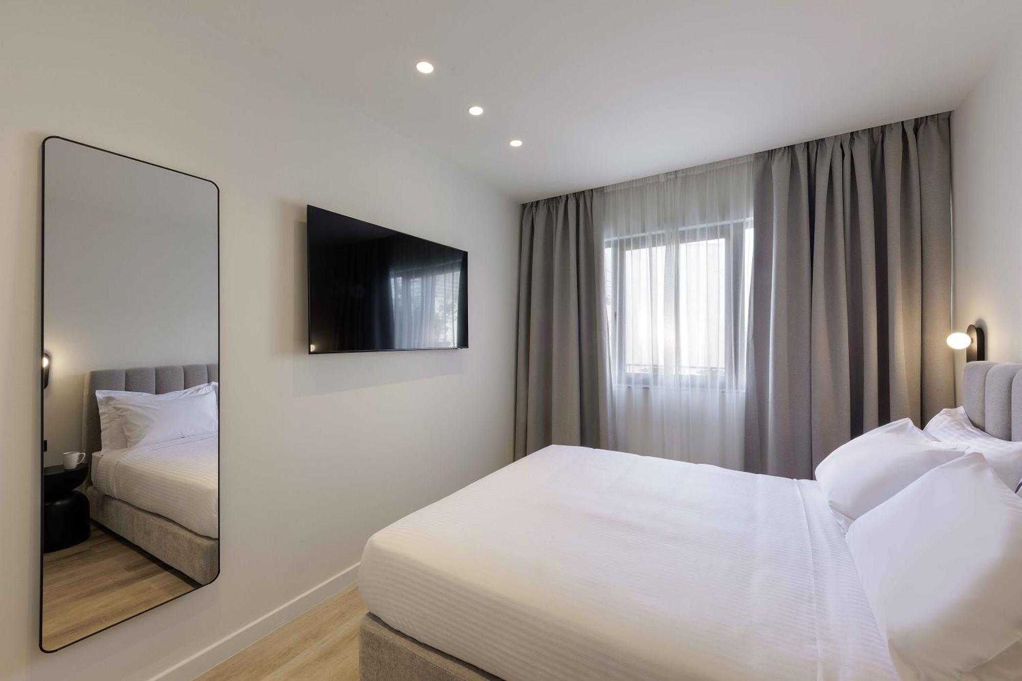 Master Plaka Apartment เอเธนส์ ภายนอก รูปภาพ